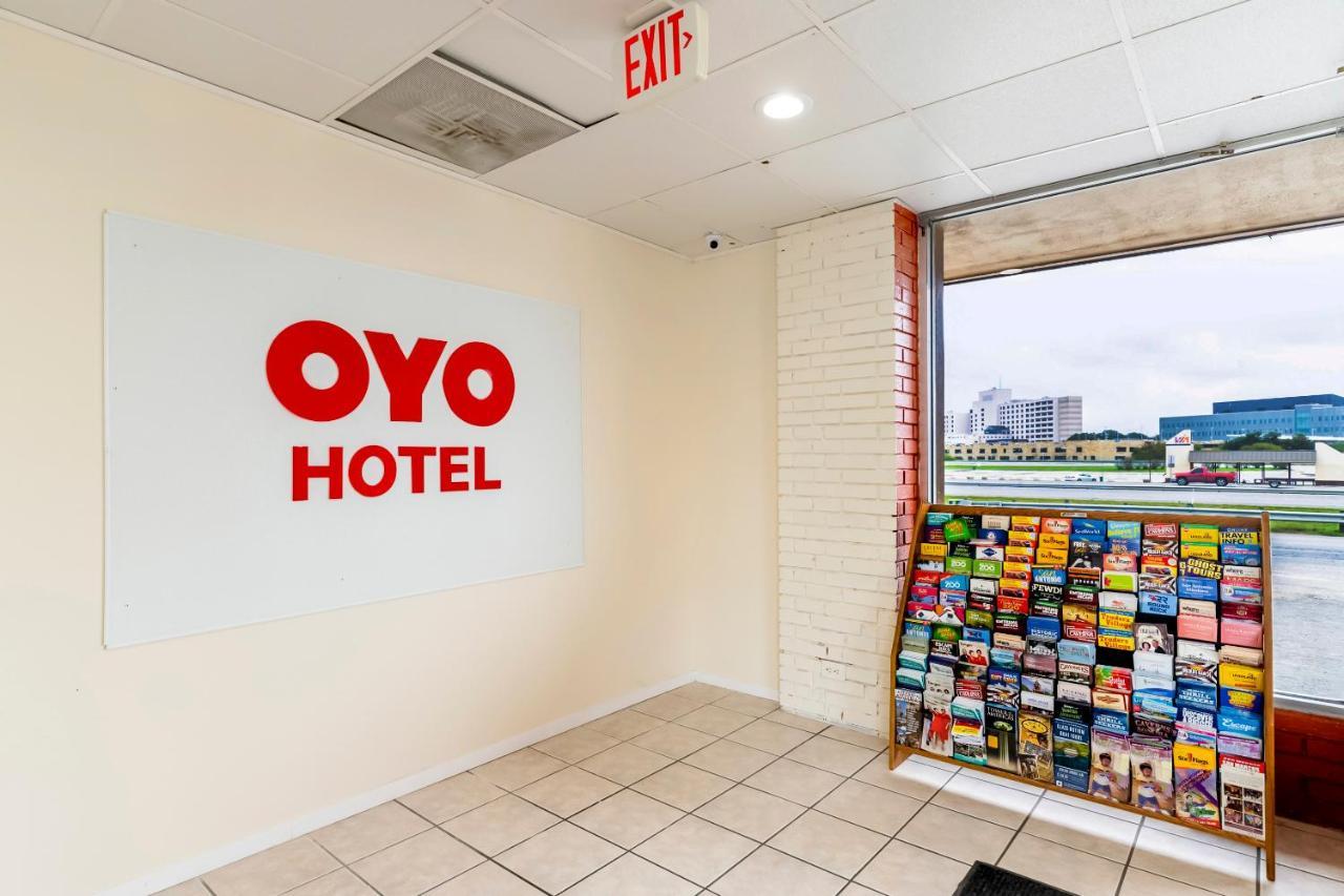 Oyo Hotel San Antonio Lackland Afb Seaworld Hwy 90 W Zewnętrze zdjęcie